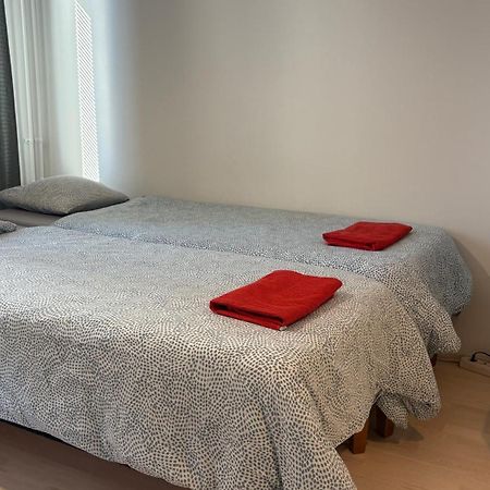 Entire Apartment Near Helsinki Airport In Kivistoe Vanda Eksteriør bilde